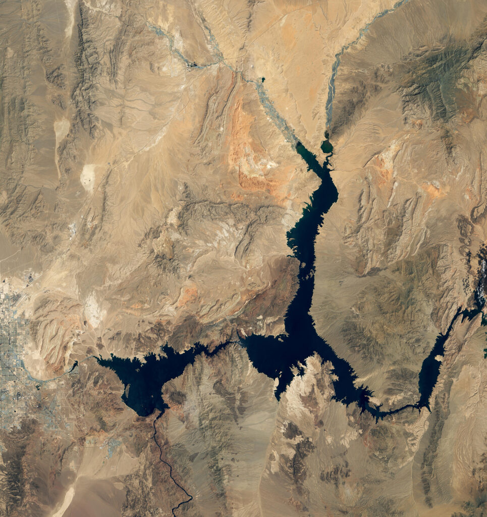 Satellite imagery of Lake Mead in 2000.