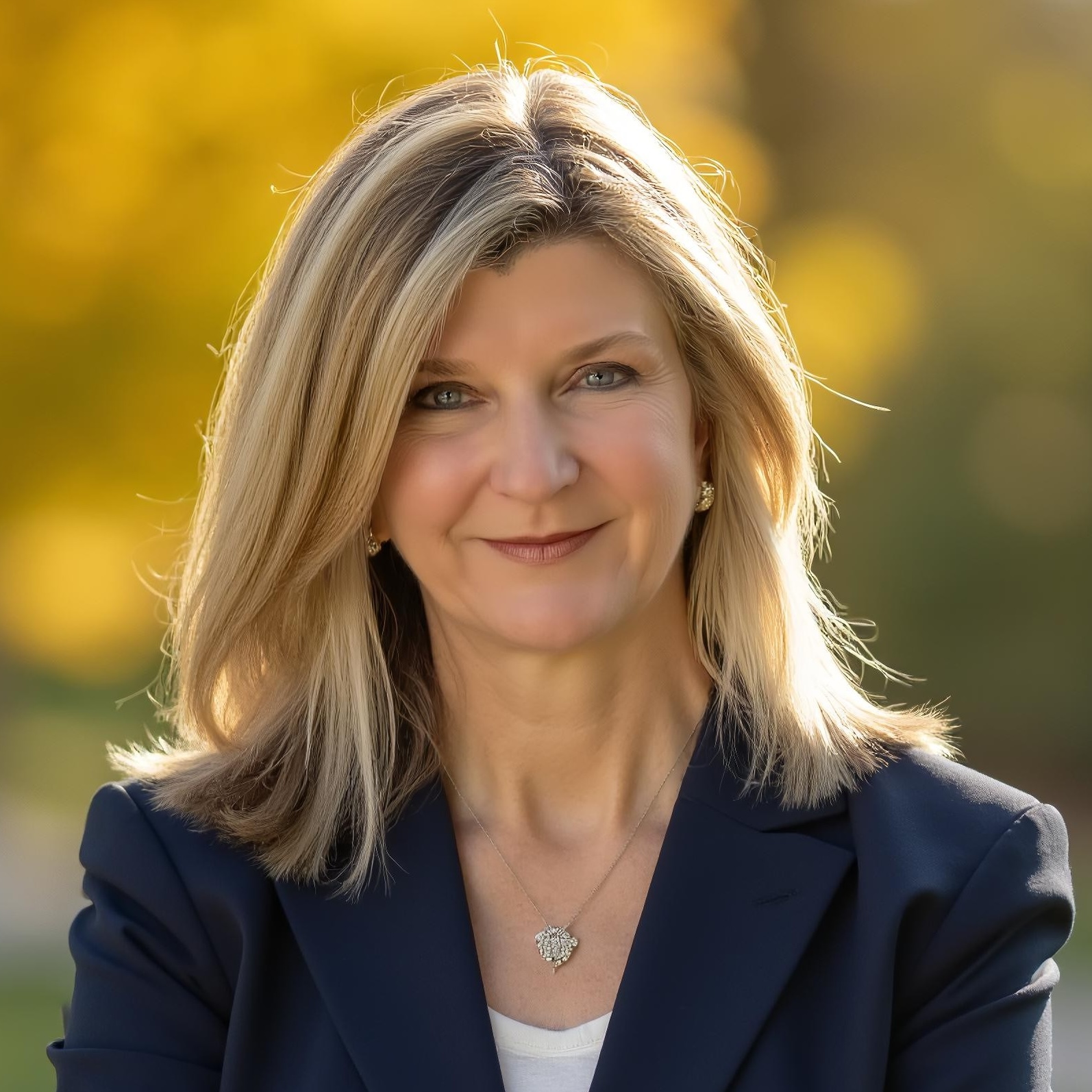 Rhonda Epper headshot.