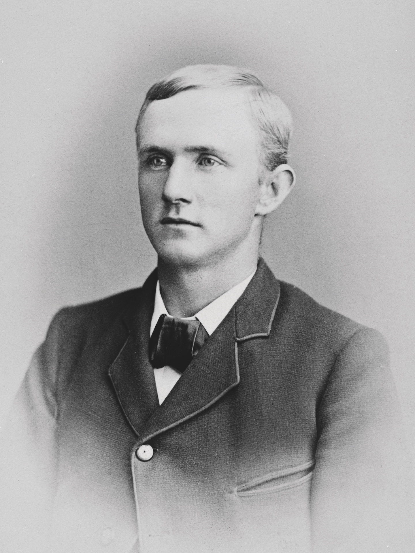 Historic portrait of Elwood Mead.